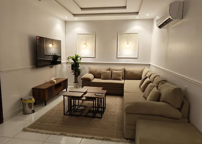 Luxury , 3 Bedrooms, Living Room, Kitchen