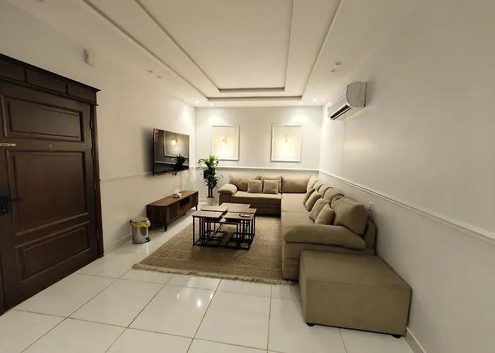 Luxury , 3 Bedrooms, Living Room, Kitchen